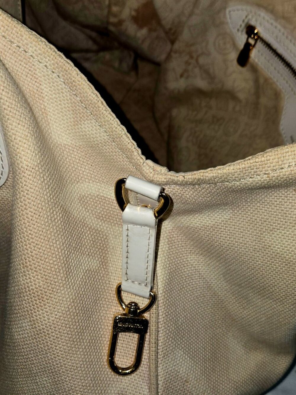 Louis Vuitton Tahitienne Cabas PM - Picture 12 of 15